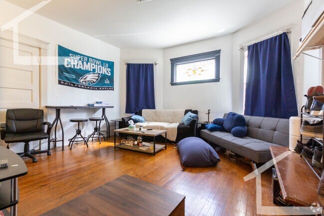 Building Photo - HOT ALLSTON LISTING!!!! Rental