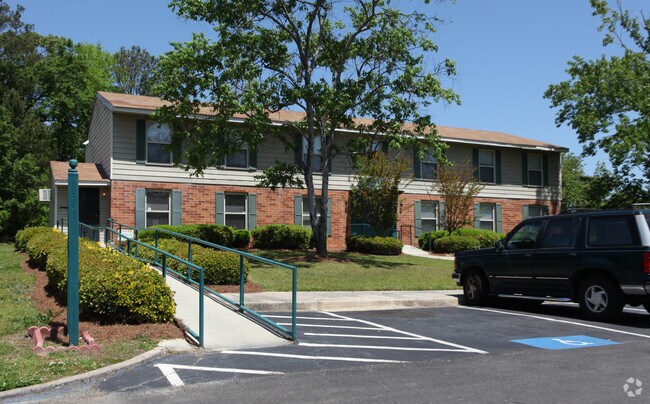 Blossom Hill - Blossom Hill Apartments