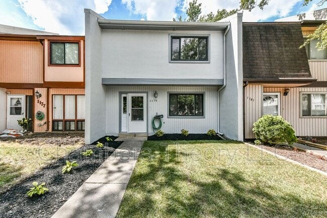 Building Photo - 1179 Dublin Pl