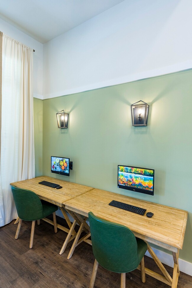 Macie Creek Apartments Computer Lab