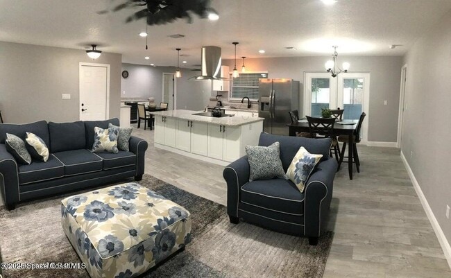 Photo - 360 Desoto Pkwy