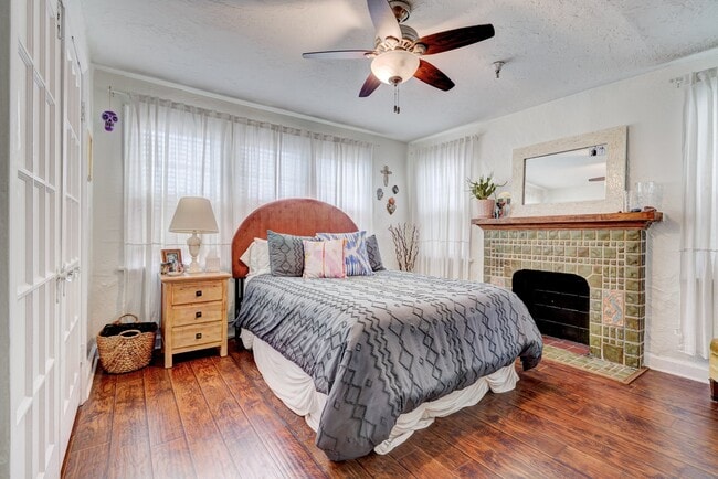 Photo - 308 NW 24th St Unit B