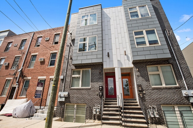 Photo - 1619 Ogden St Unit B - 1st Floor