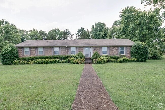 Building Photo - 748 Dejarnette Ln Rental