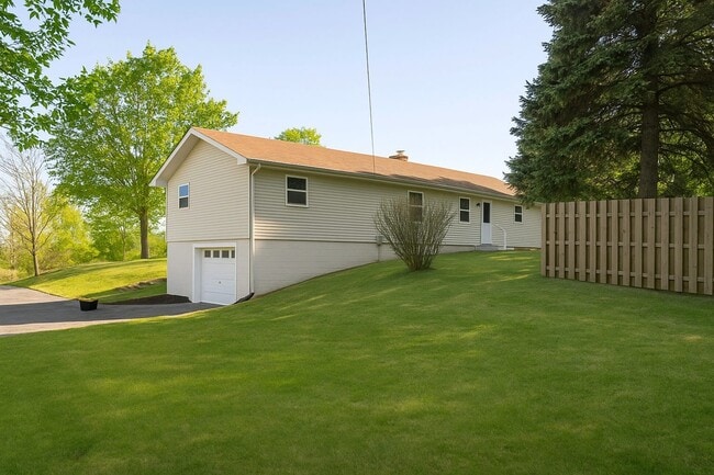 Photo - 179 State St