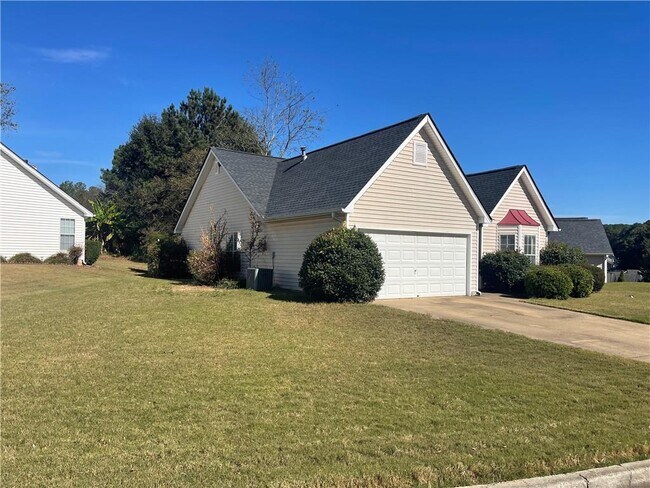 Photo - 2235 Laurel Pointe Ln