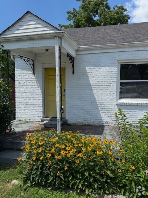 Building Photo - 2BR/1BA duplex in Inglewood with real wood... Rental