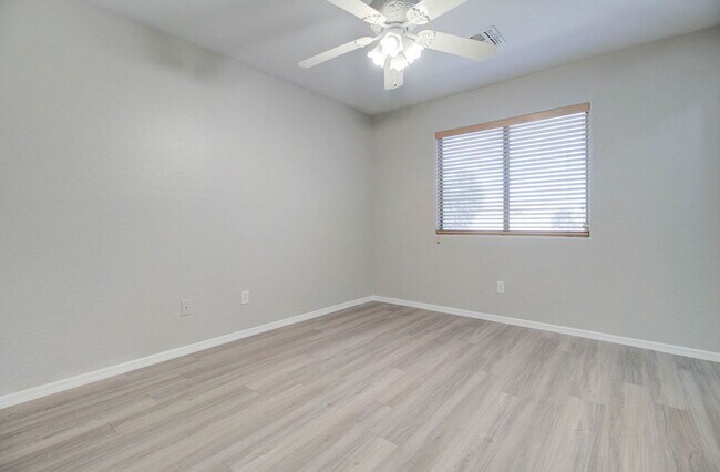 Photo - 2026 E County Down Dr