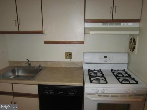 Photo - 1921 Wilson Ln Unit 303