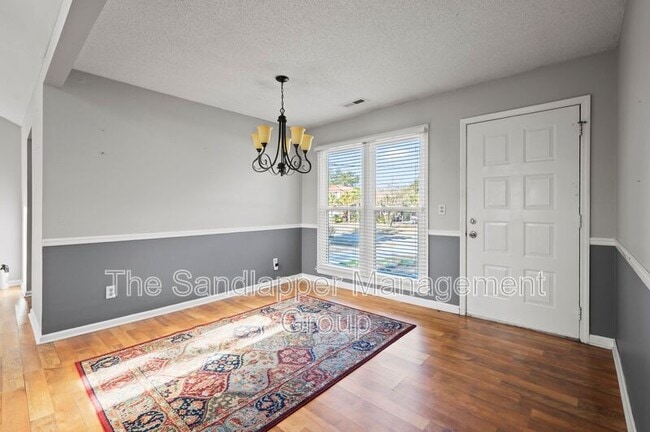 Photo - 1239 Cornwallis Dr