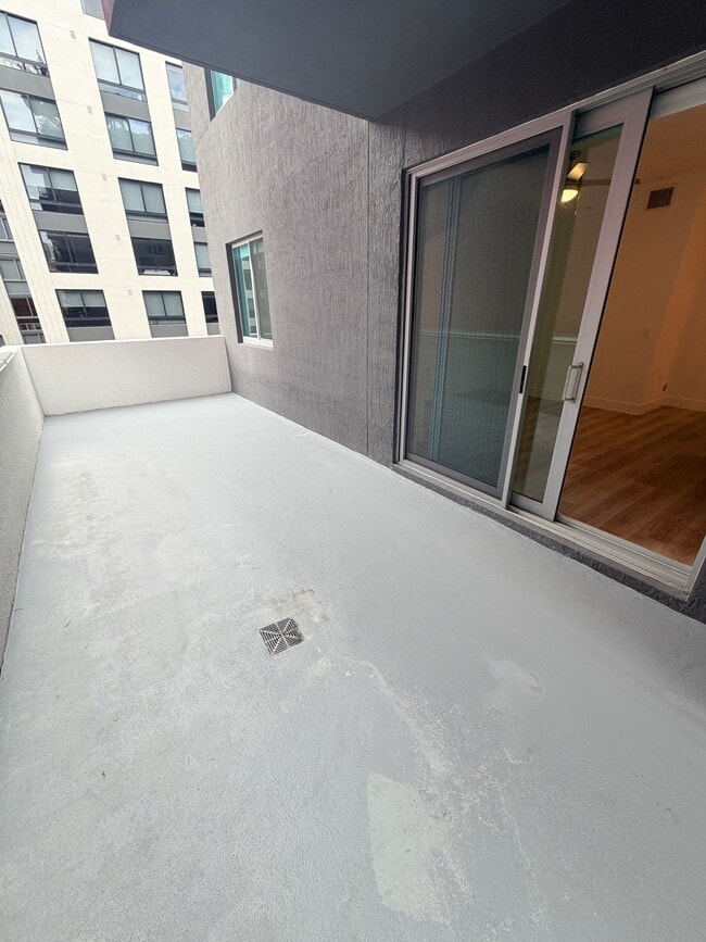 Photo - 41 NW 31st St Unit B1