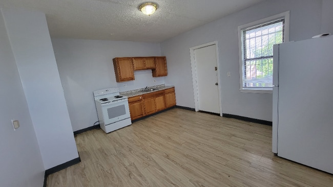 Photo - 464 Wethersfield Ave Unit Apt. 3S