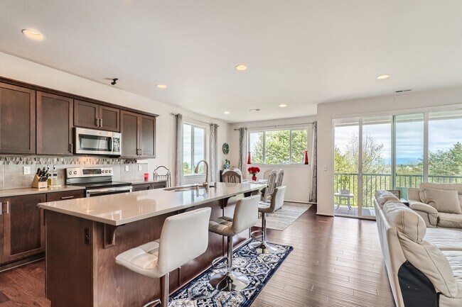 Photo - 7008 30th Pl SW