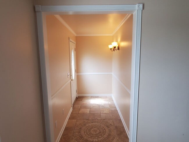 Photo - For Lease - Spacious 3 BR|1 BA Home, 10 Mi...