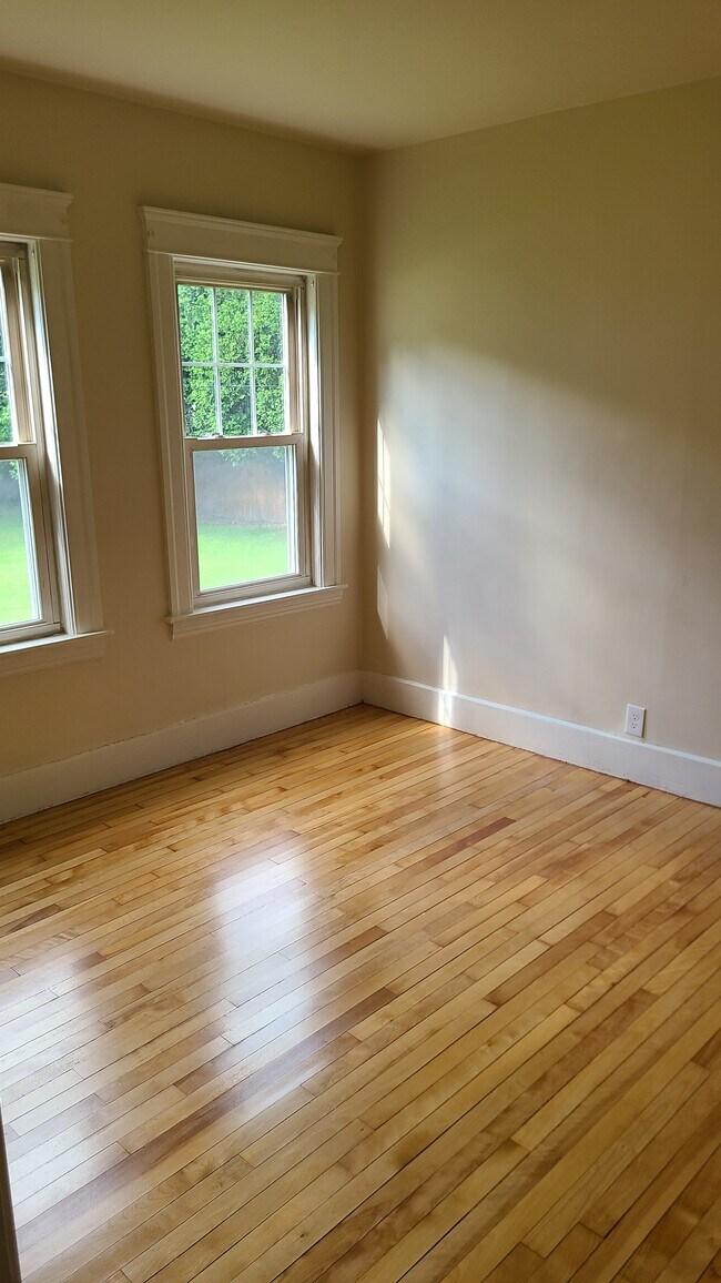 Photo - 60 Richmond Ave Unit 1