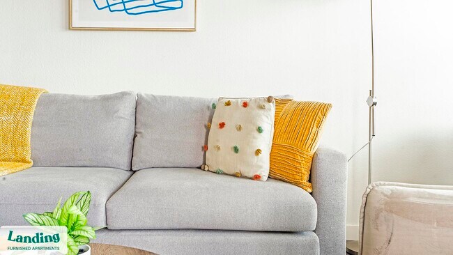 Photo - 13301 Dessau Rd Unidad 3201