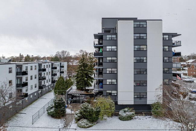 Photo - Georgian Mansion