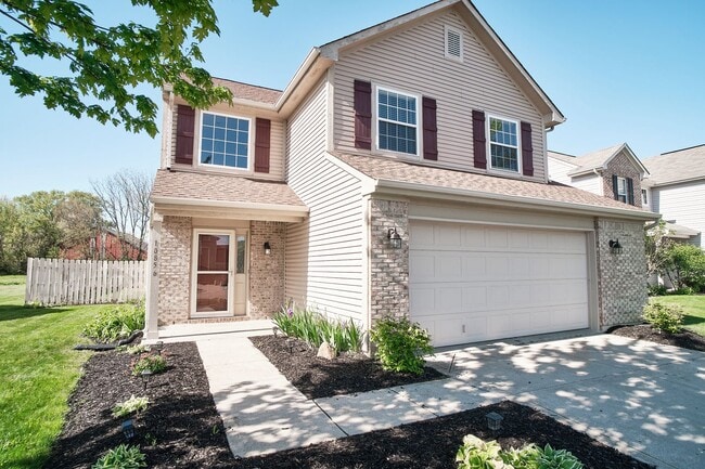 Photo - For Rent-4BDRM, 2.5BA Home in Ashwood
