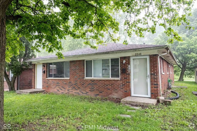 Building Photo - 2248 N Leland Ave Rental