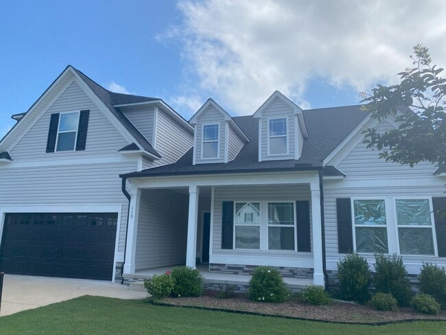 Building Photo - 3 Bed/3 Bath with 2 Bonus Rooms!!! Rental
