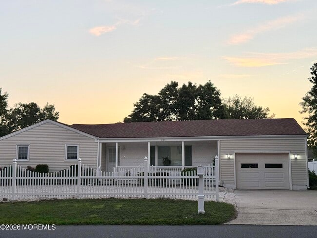 104 Nautilus Dr