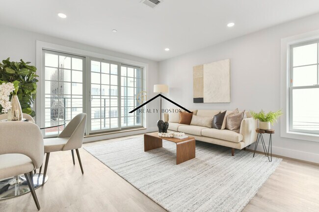 Photo - 280-282 Sumner St Unit 1