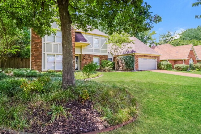 Photo - 2279 Hickory Path Dr