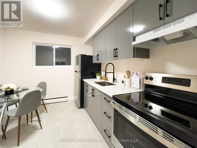 Photo - 1272 Gramercy Park Pl Unit 3