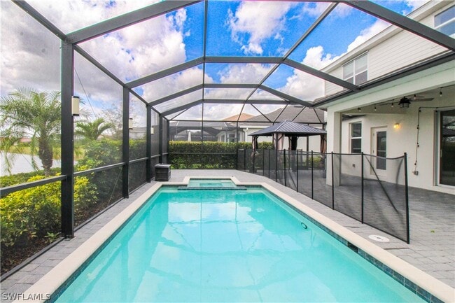 Building Photo - 2380 Fallglo St