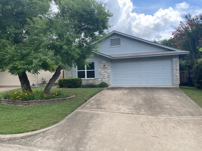 Building Photo - 10513 Archdale Dr Rental