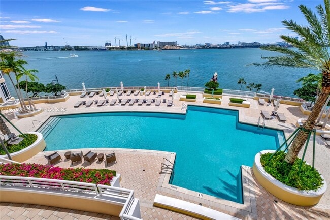 Building Photo - 848 Brickell Key Dr Unit 2602 Rental