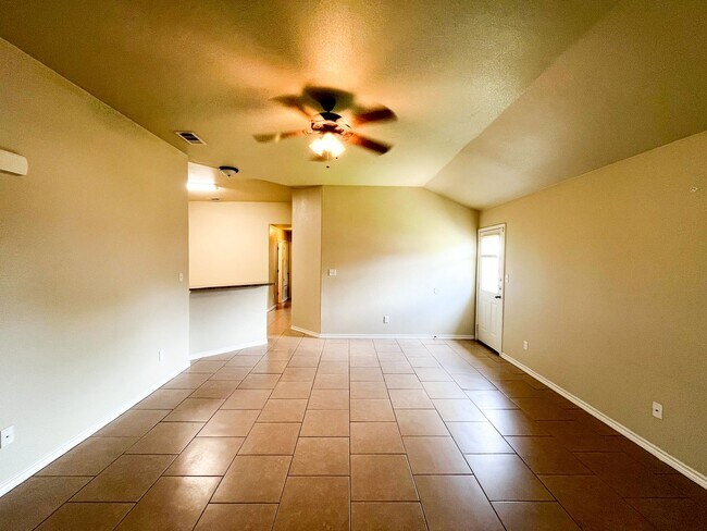 Photo - 4106 Cambridge Dr Unidad B