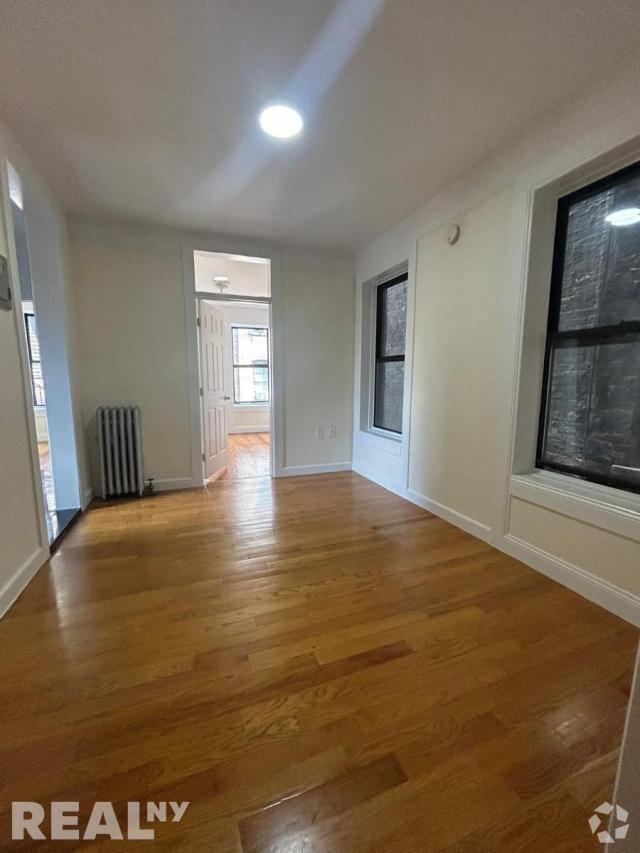 Building Photo - 3 bedroom in NEW YORK NY 10003 Unit 52 Rental