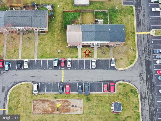 Building Photo - 311 Willowbrook Ct