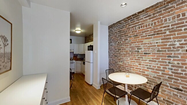 97 Prince St Unit 9