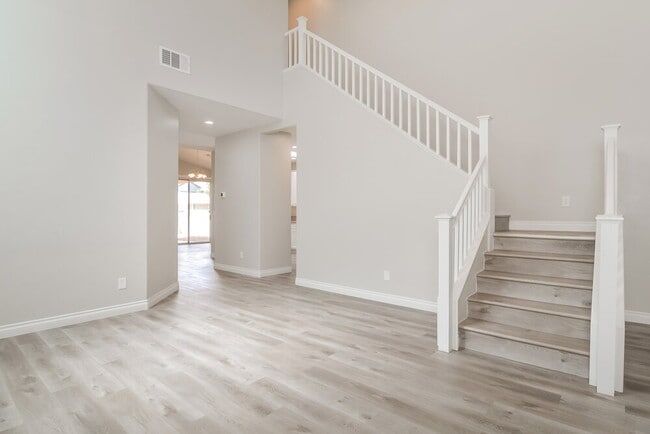 Photo - 9777 Bradford Summit St