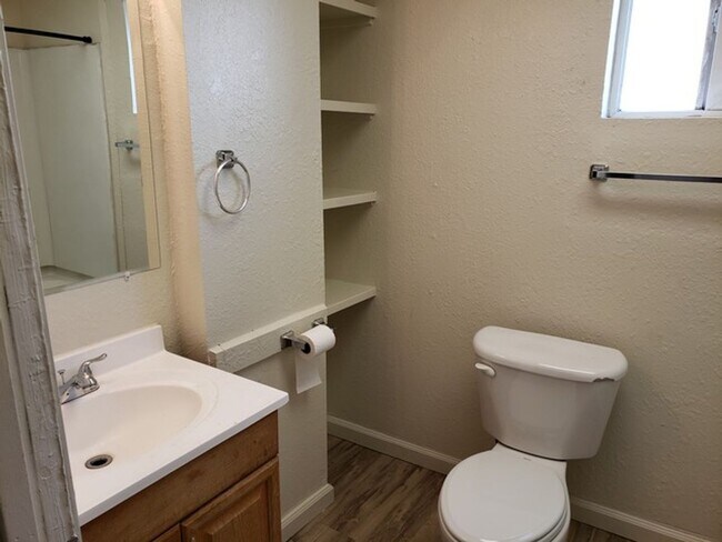 Photo - FI416-Yuan, Andrew Unit A