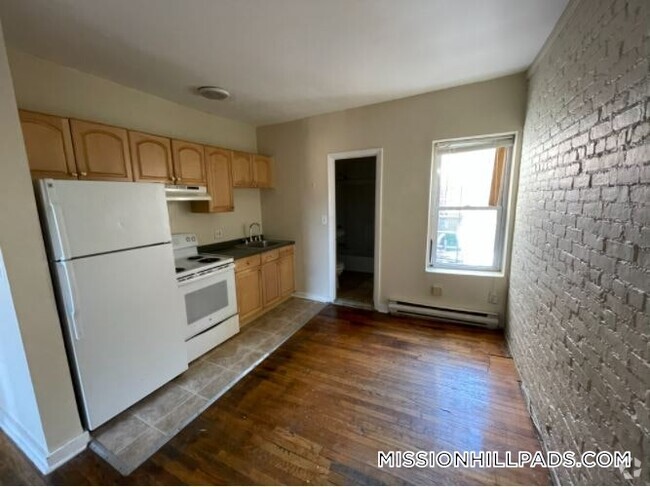 Building Photo - 886 Huntington Ave Unit 7 Rental