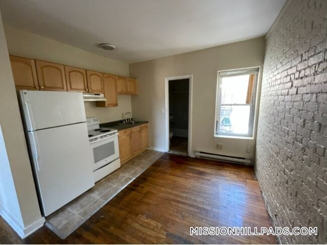 Photo - 886 Huntington Ave Apartment Unit 7