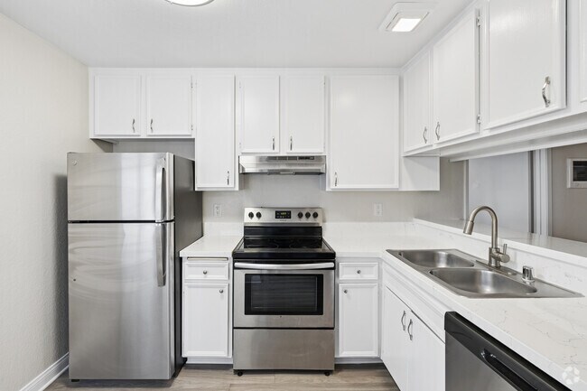 1BR, 1BA - 650SF - Kitchen - Chateau Spring Hill Apartments