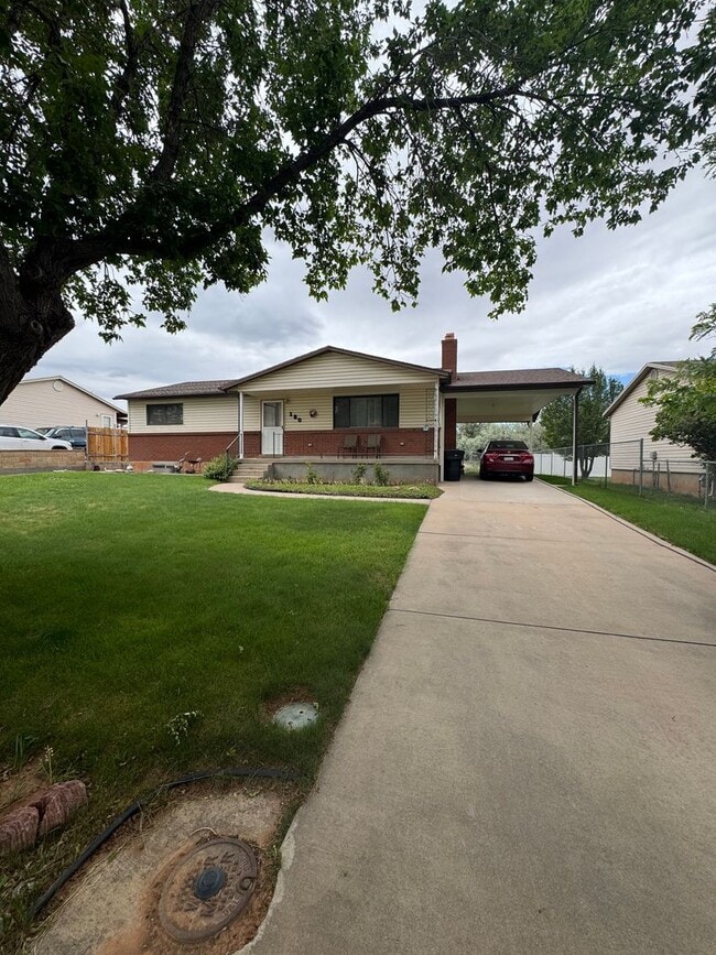 Photo - Spacious 4-Bedroom Home in Roosevelt, UT!