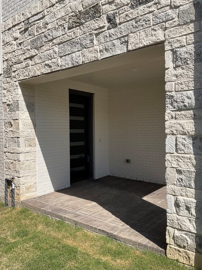 Photo - 7311 Blue Gentiana Ln