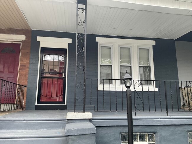 Photo - 823 S Cecil St