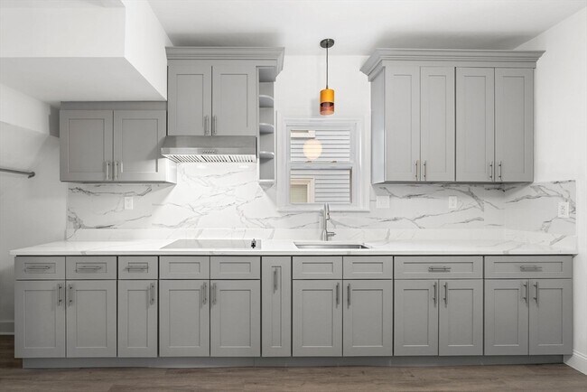 Photo - 252 Safford St Unit 254