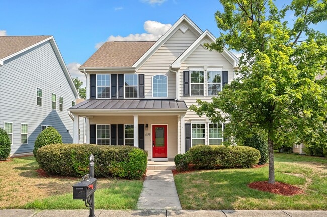 Building Photo - Available Early September! Gorgeous 5 Bed, 3.5 Ba Located In Kitts Creek - Pet Friendly!