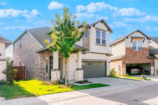 Photo - 1241 Summerbrooke Cir