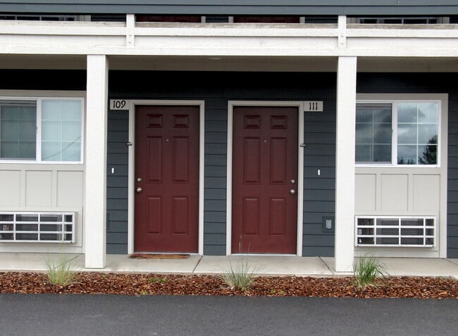 1409-1425 2nd Street Studio
