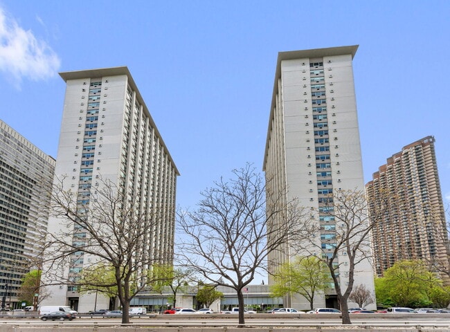 Building Photo - 3600 N Lake Shore Dr Unit 1616