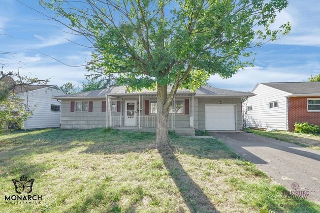 Building Photo - 3 Bedroom Home For Rent