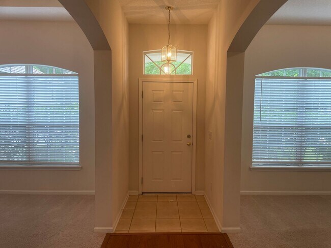 Photo - Spacious 4/2 in Desirable Jullington Creek!